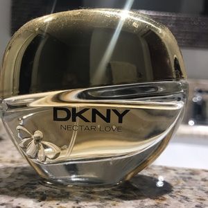 DKNY Nectar Love